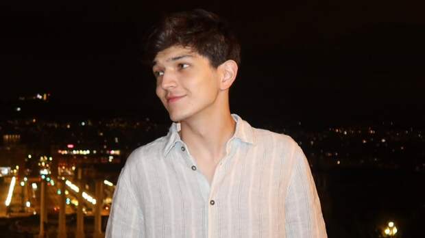 Akmal рассказал, как балует жену после возвращения с гастролей: видео Super