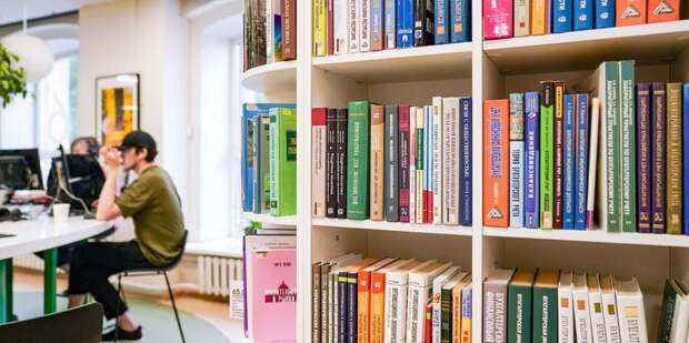 Сергунина назвала число забронированных книг в сервисе «Библиотеки Москвы»