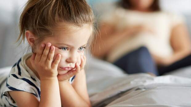 Стресс в детстве вызывает проблемы с кишечником в будущем: исследование