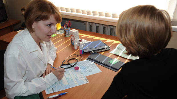 Россияне поставили "четверку" частным клиникам в России за работу в 2025 году