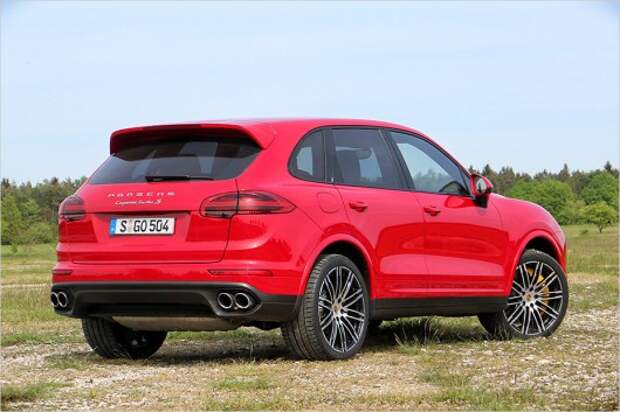 Тест-драйв: BMW X5 M против Porsche Cayenne Turbo S