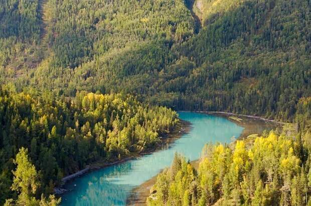kanas-lake-11[2]