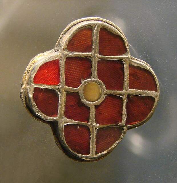 https://i.pinimg.com/736x/46/4b/2c/464b2cb03ff1130ef3ffda5efa817092--pre-romanesque-ancient-jewelry.jpg