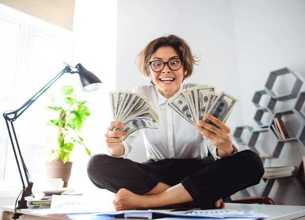 Знаки Зодиака, которых весной ждёт успех в деньгах