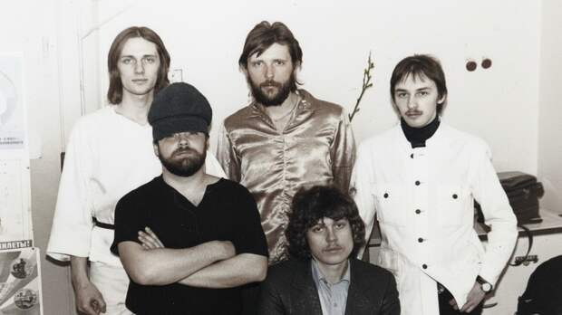 «Нельзя было удержать неудержимое»: экс-гитарист группы «Пикник» — о создании Ленинградского рок-клуба