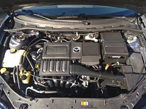 Когда менять моторное масло: практические признаки износа