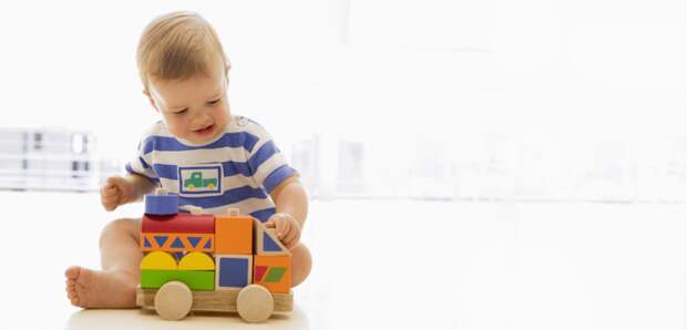 Какие игрушки обязательно должны быть у ребенка до года?