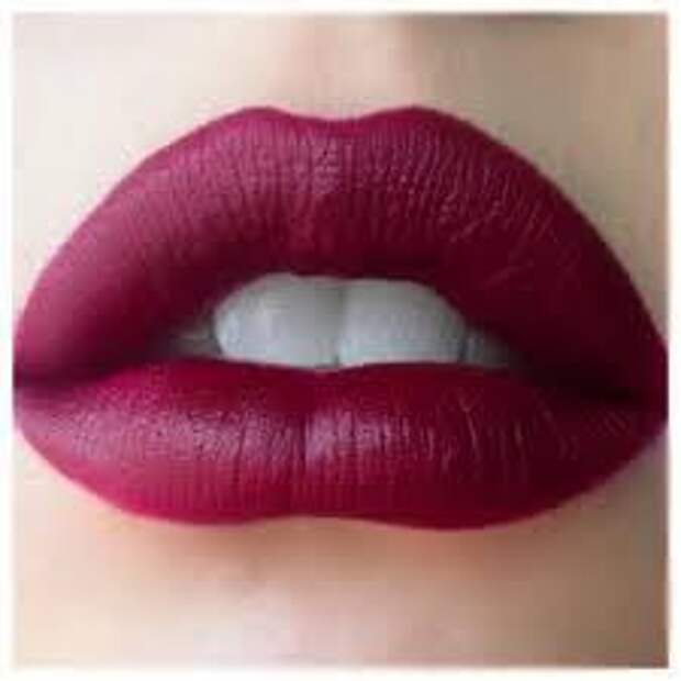 berry lipsstick