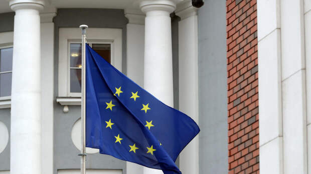 Евросоюз отказался пересматривать запрет на импорт ядерного топлива РФ