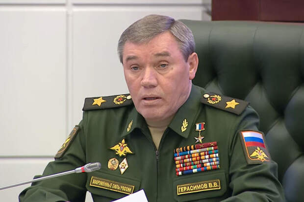 Герасимов проверил подготовку штурсмовиков "Южной" группировки