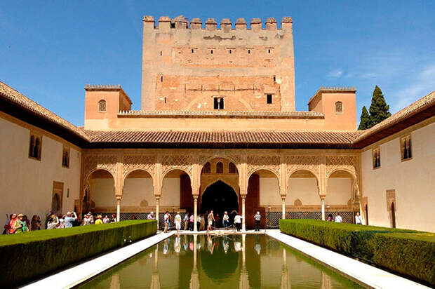 Дворец Насридов. Дворец Насридов.