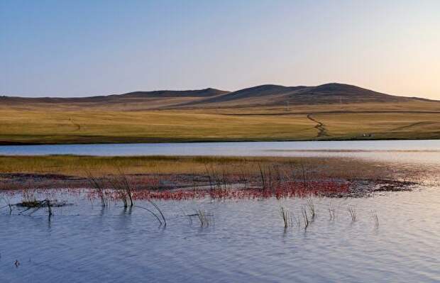 Озеро Ханхой на острове Ольхон в Иркутской области