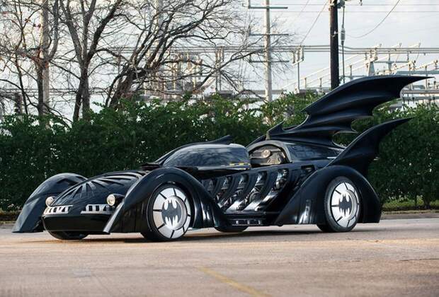 75-летняя эволюция "бэтмобиля" авто, бэтмобиль, бэтмен