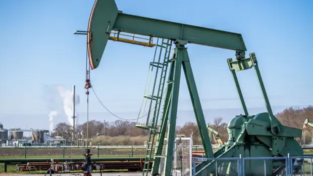 В шестой пакет санкций ЕС против РФ захотели включить нефтяное эмбарго