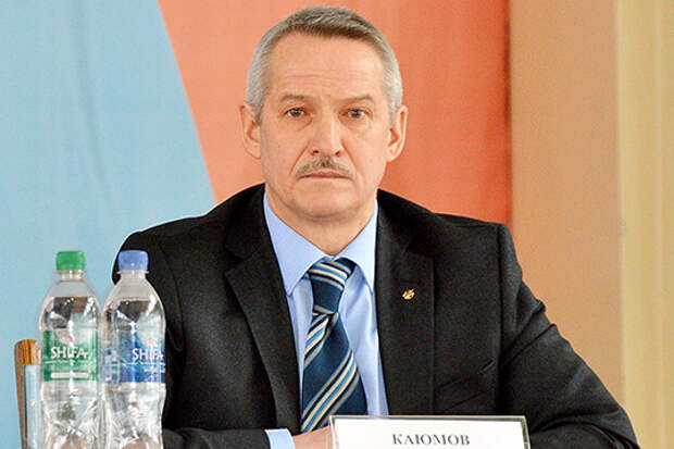 В декабре 2014-го исполнительный директор авиаперевозчика Васил Каюмов сообщил, что компания намерена отказаться от пяти Cessna Grand Caravan из-за низкой загрузки бортов и больших лизинговых платежей