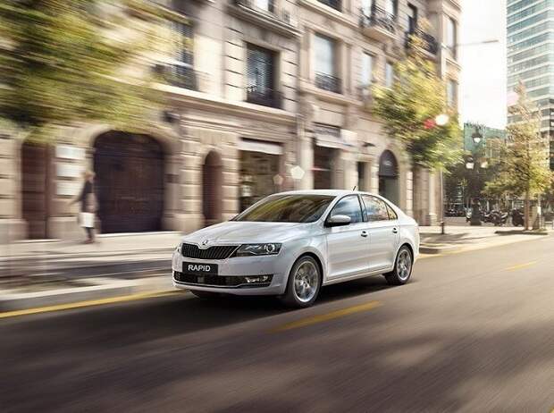 Лифтбек Skoda Rapid подорожал на 17 тысяч рублей