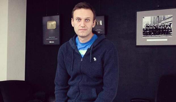 Оппозиции напомнили, что именно Навальный сломал жизнь Тесаку Оппозиции напомнили, что именно Навальный сломал жизнь Тесаку