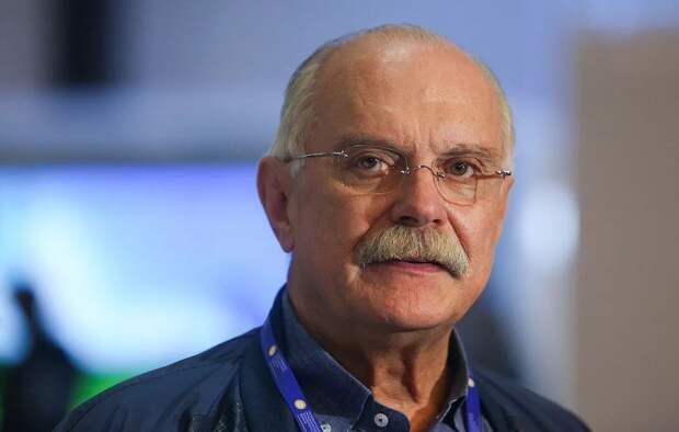 Эксперт: Михалков прав, над нами готовят новый эксперимент