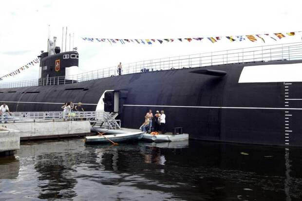 Крупнейший архипелаг мира собрался закупить у России вооружение