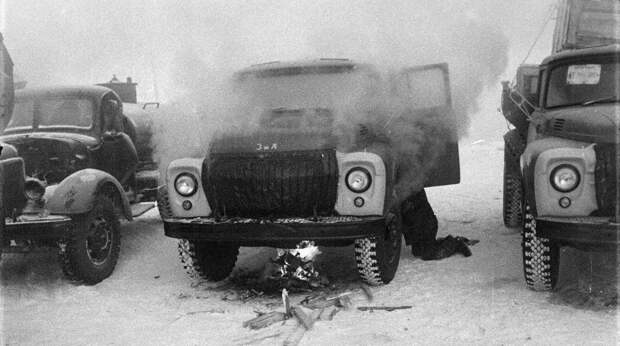 Как заводили машины в мороз в СССР: лайфхаки советских водителей