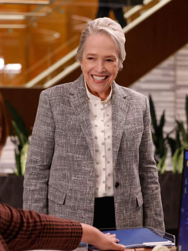 Kathy Bates as âMadeline Matlockâ