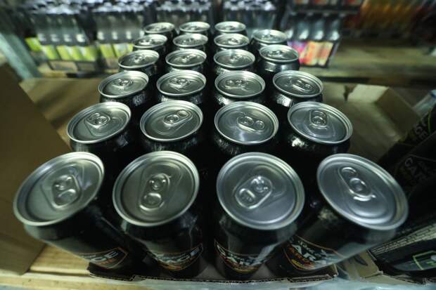 Нарколог Тюрин: сочетание алкоголя с энергетиками может вызвать тахикардию