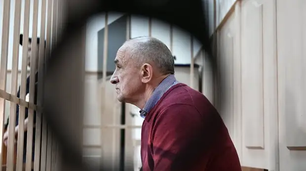 Суд продлил домашний арест экс-главе Удмуртии