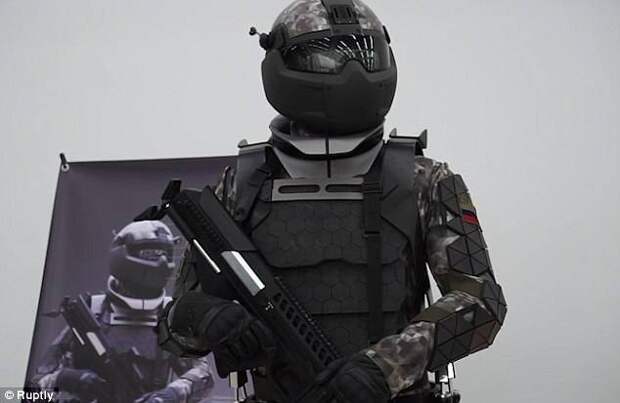 Daily Mail сравнила экипировку российского солдата будущего со штурмовиком из "Звездных войн"