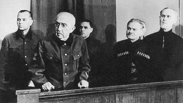 Как казаки воевали за и против Гитлера