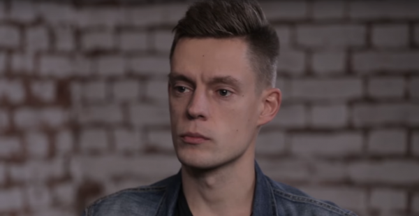 Сколько Юрий Дудь зарабатывает в месяц?
