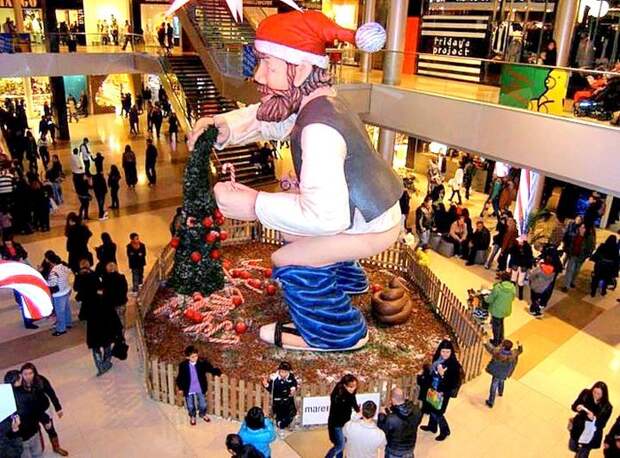 Каганер - еще одна странность празднования Рождества в Каталонии (Испания) Испания, Каталония, Рождество, Рождественские традиции, Каганер, Caganer, Европа, Туристы, Длиннопост