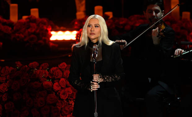 Кристина Агилера, Бейонсе, Дженнифер Лопес и другие на церемонии прощания с Коби Брайантом и его дочерью