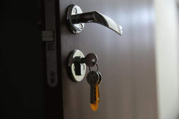 Депутаты Ленобласти расширили льготы на жилье для детей-сирот