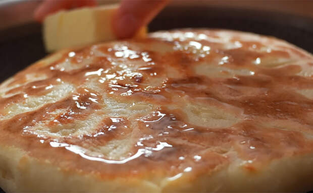 Кавказские хачапури всего за 15 минут: мягчайшее тесто и сырная тягучая начинка