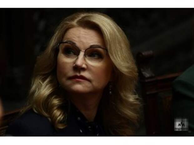 Курочка по зёрнышку клюёт — тесты на COVID-19 и интересы семьи Голиковой