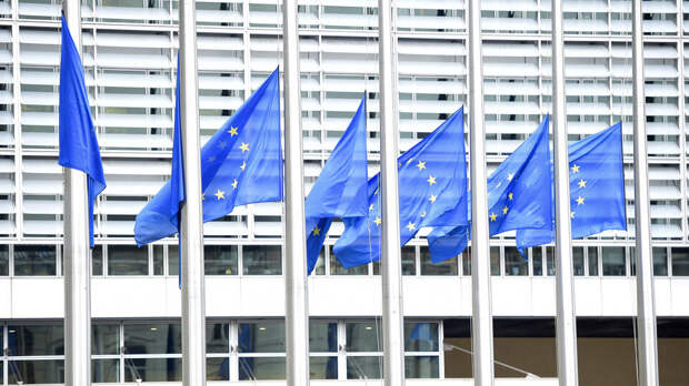 Сийярто: лидеры ЕС потеряли здравый смысл и хотят втянуть Европу в конфликт