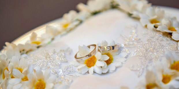 Около 500 пар зарегистрируют брак 31 декабря. Фото: mos.ru