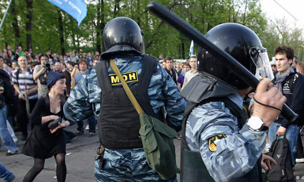 Российские либералы планируют провести в Москве массовые беспорядки