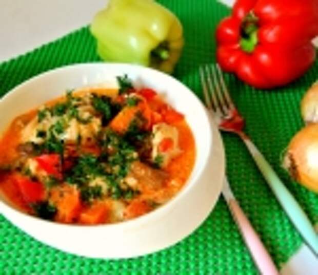 Курица с овощами  по-домашнему