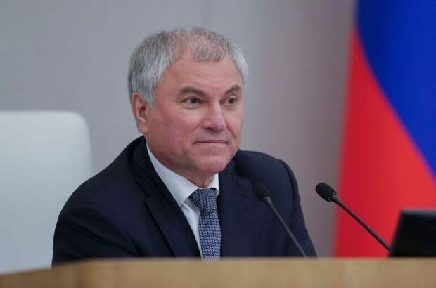 Более 100 тысяч человек подписались на канал Володина в МАХ