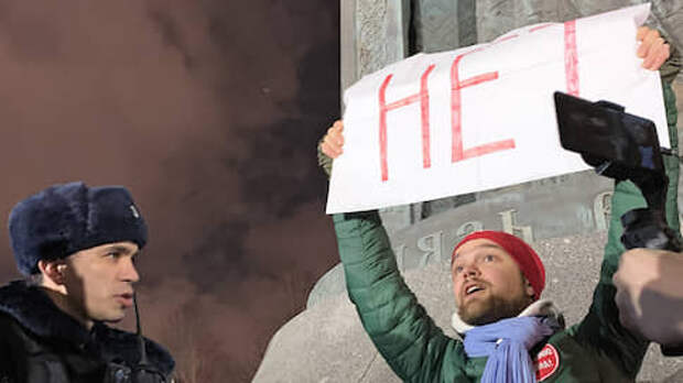 Слова и действия