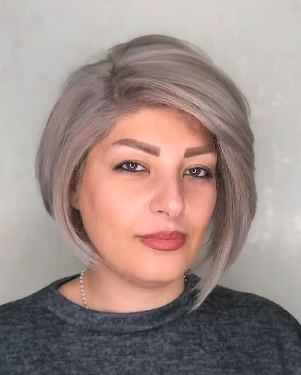 15 стильных стрижек для леди старше 40 лет на короткие волосы с объемом 2021