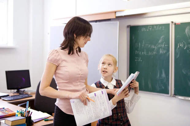Педагоги 10 регионов России не досчитались выплат за классное руководство
