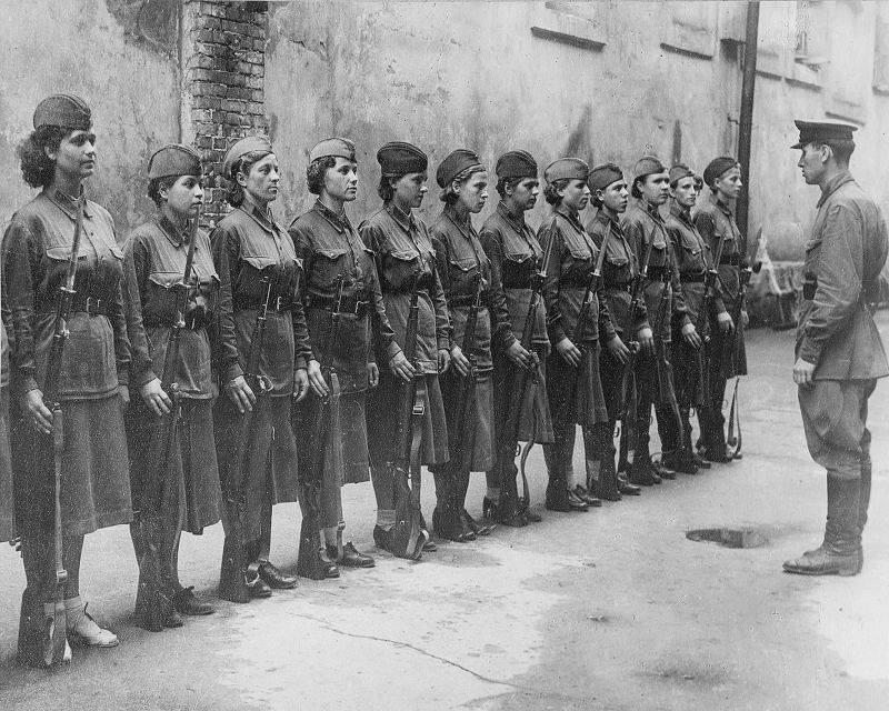 nikogda-ne-sdavatsya-moskovskaya-panika-1516-oktyabrya-1941-goda-10
