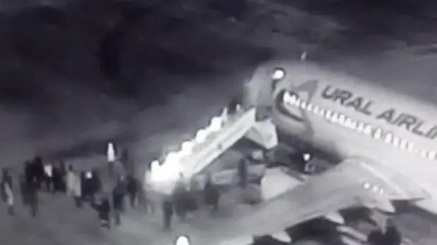 Опубликовано видео инцидента с трапом в Барнауле