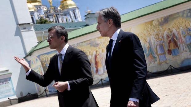 Призрачные надежды и прозрачные намеки: итоги визита Блинкена в Киев