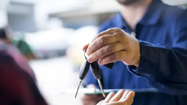 Автоэксперт Гудков дал прогноз по ценам на автомобили с пробегом в России