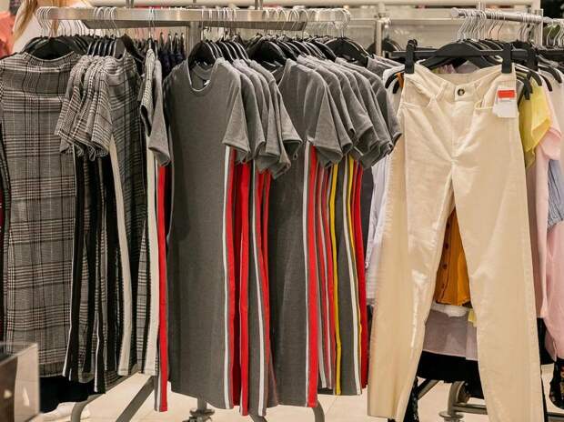 Красноярцы проверяют себя на знание современных предметов гардероба