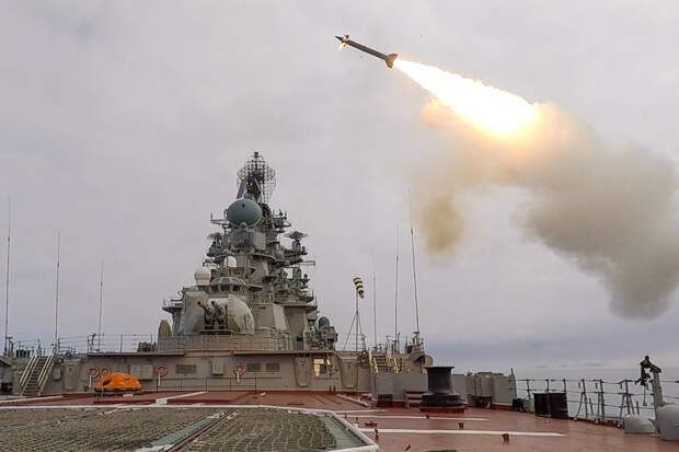 В Минобороны России назвали цели ответных ударов «Кинжалами» по объектам Украины за неделю