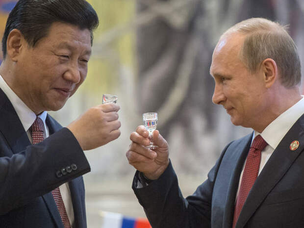 Вслед за Китаем Путин предложил Аргентине перейти на расчет в национальной валюте